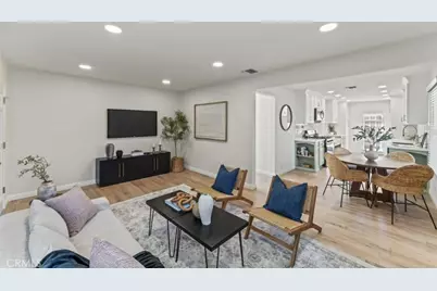 17008 Hartland St, Lake Balboa, CA 91406 - Photo 3