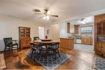 15901 Community, North Hills, CA 91343 - Photo 5