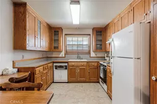 15901 Community, North Hills, CA 91343 - Photo 7