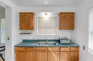 280 MacDonald St, Pasadena, CA 91103 - Photo 7