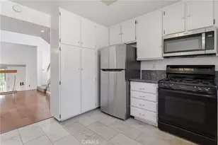 6121 Shoup Ave, Woodland Hills, CA 91367 - Photo 9