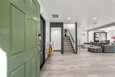 9427 Lemona Avenue #15, North Hills, CA 91343 - Photo 5