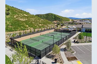 29458 Corte Halcon, Valencia, CA 91354 - Photo 37