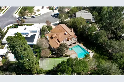 4525 Vista De Oro Avenue, Woodland Hills, CA 91364 - Photo 33