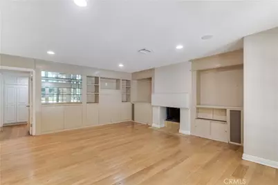 4525 Vista De Oro Avenue, Woodland Hills, CA 91364 - Photo 7