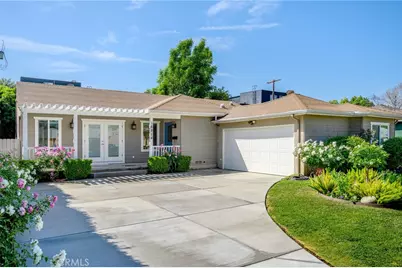 16814 Hartland, Lake Balboa, CA 91406 - Photo 1