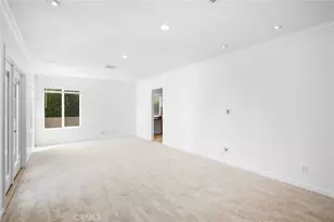 16814 Hartland, Lake Balboa, CA 91406 - Photo 9