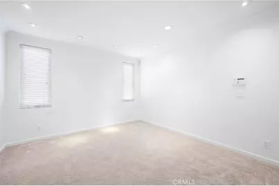 16814 Hartland, Lake Balboa, CA 91406 - Photo 23