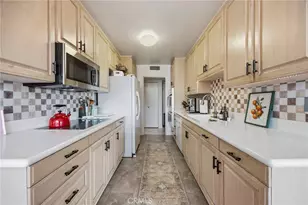 14141 Dickens, Sherman Oaks, CA 91423 - Photo 9