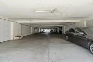 9146 Tobias Ave, Panorama City, CA 91402 - Photo 25