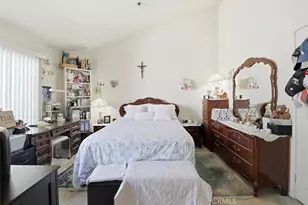 9146 Tobias Ave, Panorama City, CA 91402 - Photo 13