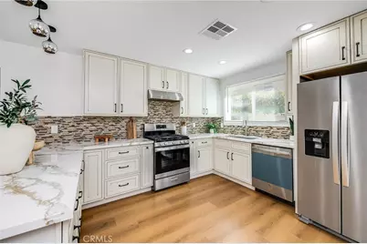 24224 Welby, West Hills, CA 91307 - Photo 17