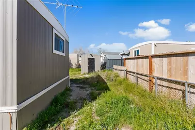 2013 Windharp, Rosamond, CA 93560 - Photo 27