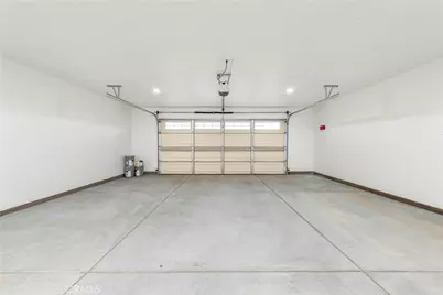 8225 Peach Avenue, California City, CA 93505 - Photo 25