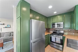 18128 Sundowner, Canyon Country, CA 91387 - Photo 11