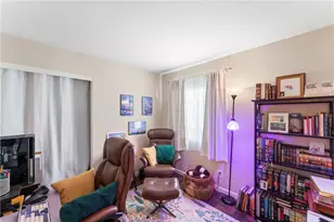 18128 Sundowner, Canyon Country, CA 91387 - Photo 17