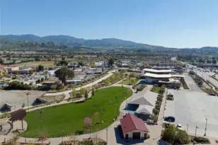 18128 Sundowner, Canyon Country, CA 91387 - Photo 35