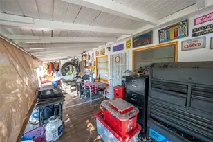 10451 Tujunga Canyon Blvd, Tujunga, CA 91042 - Photo 17