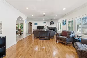21904 Galvez, Woodland Hills, CA 91364 - Photo 5