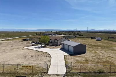9890 Sue Ave, Rosamond, CA 93560 - Photo 67