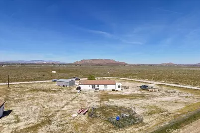 9890 Sue Ave, Rosamond, CA 93560 - Photo 73
