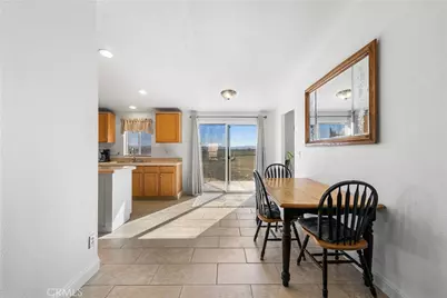 9890 Sue Ave, Rosamond, CA 93560 - Photo 23