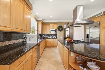 5861 Mustang Drive, Simi Valley, CA 93063 - Photo 29