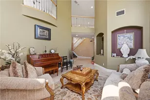 5861 Mustang Dr, Simi Valley, CA 93063 - Photo 11