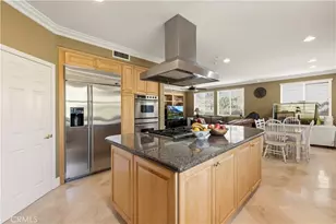 5861 Mustang Dr, Simi Valley, CA 93063 - Photo 31