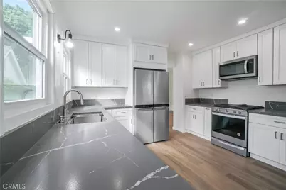 422 S Sycamore Avenue, Los Angeles, CA 90036 - Photo 11