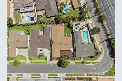 6732 Wooster Avenue, Los Angeles, CA 90056 - Photo 43