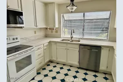 44128 Fine Circle, Lancaster, CA 93536 - Photo 17