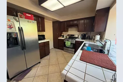 37730 Scomar, Palmdale, CA 93550 - Photo 9