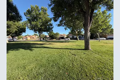37730 Scomar, Palmdale, CA 93550 - Photo 27