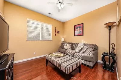 27635 Elkwood Lane, Castaic, CA 91384 - Photo 11