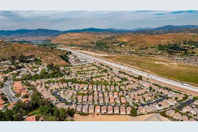 27635 Elkwood Lane, Castaic, CA 91384 - Photo 19