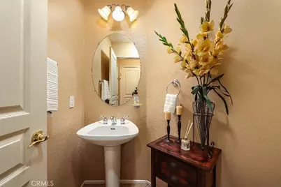 27635 Elkwood Lane, Castaic, CA 91384 - Photo 5