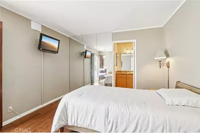 12390 Chandler Boulevard #J, Valley Village, CA 91607 - Photo 35