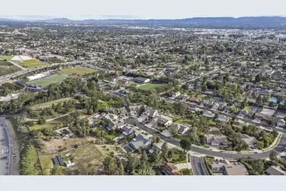 11101 Eton Avenue, Chatsworth, CA 91311 - Photo 3