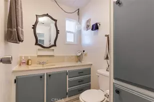 8800 Eton Ave, Canoga Park, CA 91304 - Photo 17