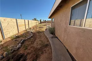 58271 Caliente St, Yucca Valley, CA 92284 - Photo 35