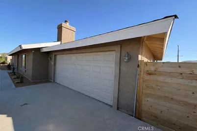 58271 Caliente Street, Yucca Valley, CA 92284 - Photo 3