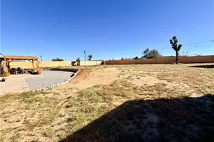 58271 Caliente St, Yucca Valley, CA 92284 - Photo 31