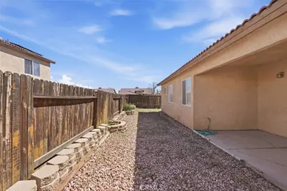 13668 Glenmere, Victorville, CA 92392 - Photo 21