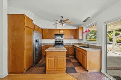 31343 Tobiah, Castaic, CA 91384 - Photo 11