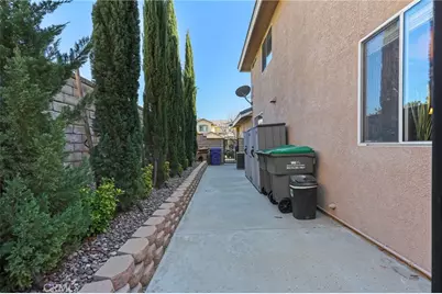 14215 Everglades Court, Canyon Country, CA 91387 - Photo 49