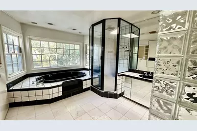 17331 Labrador Street, Northridge, CA 91325 - Photo 27