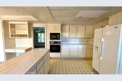 17331 Labrador Street, Northridge, CA 91325 - Photo 19