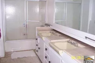 16051 Los Alimos, Granada Hills, CA 91344 - Photo 9