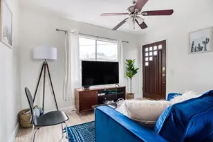 1572 S Ridgeley, Los Angeles, CA 90019 - Photo 23